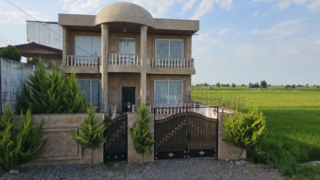 ویلا استخردار نما رومی دریا